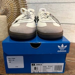 Brand new Adidas Sambas men’s size: 8 1/2 Women’s size: 10